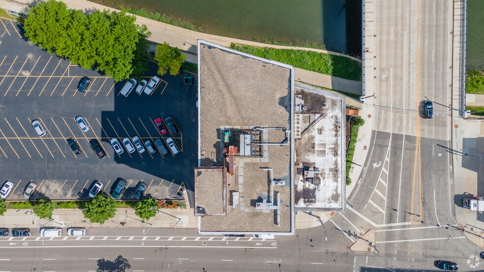 11 W Monument Ave, Dayton, OH for lease - Aerial - Image 3 of 16