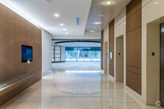 1905 NW Corporate Blvd, Boca Raton, FL for lease Interior Photo- Image 2 of 12