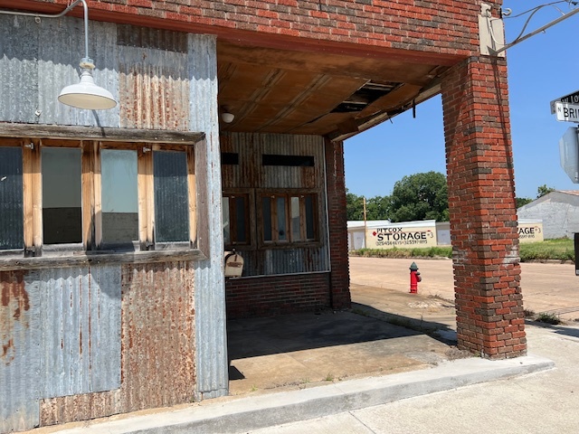 219 N Bridge St, Brady, TX for sale Primary Photo- Image 1 of 12