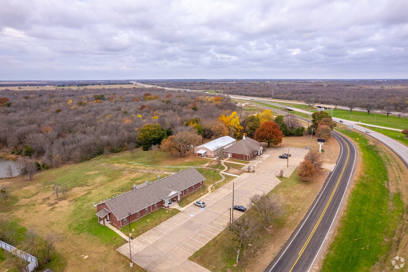 93 Oak Creek Dr, Kaufman, TX 75142