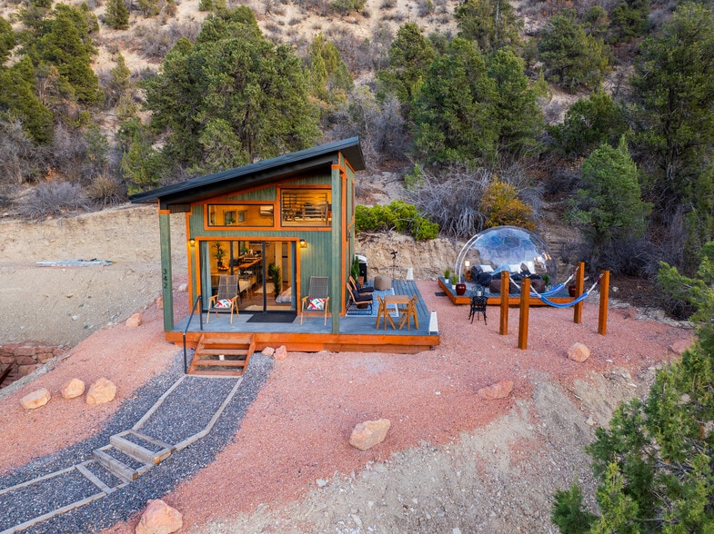 342 Overlook Ln, Glendale, UT for sale - Building Photo - Image 2 of 26