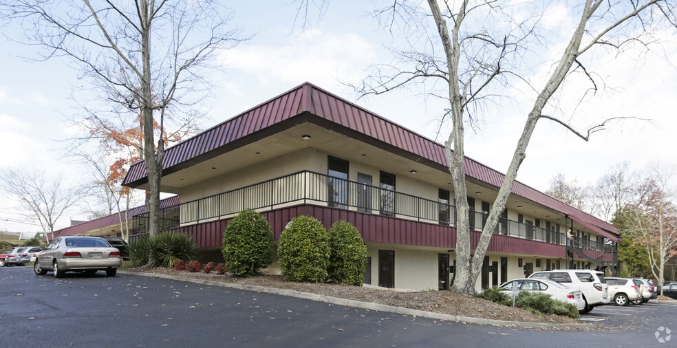 301 S Gallaher View Rd, Knoxville, TN 37919