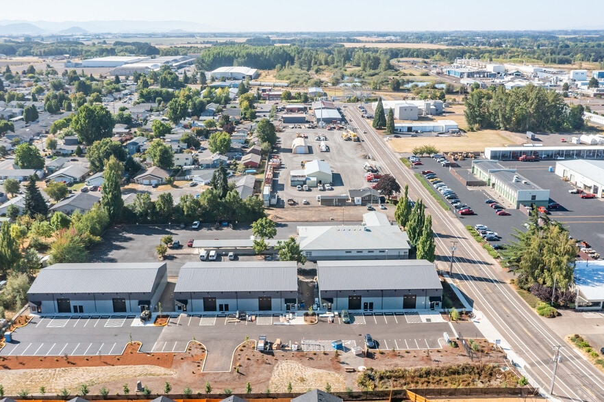2987 Ferry St SW, Albany, OR for lease - Building Photo - Image 3 of 24
