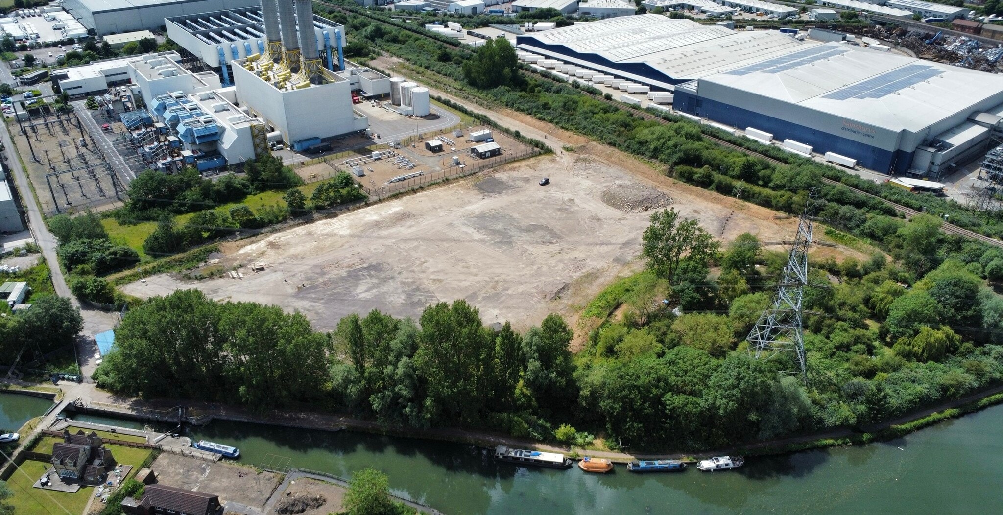 2 Rattys Ln, Hoddesdon for sale Primary Photo- Image 1 of 1