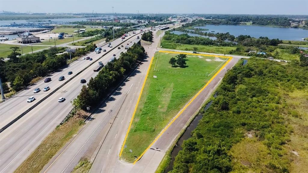 Interstate 10 E, Channelview, TX for sale Building Photo- Image 1 of 1