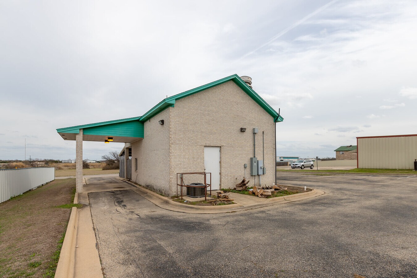 421 Liberty St, Killeen, TX 76543