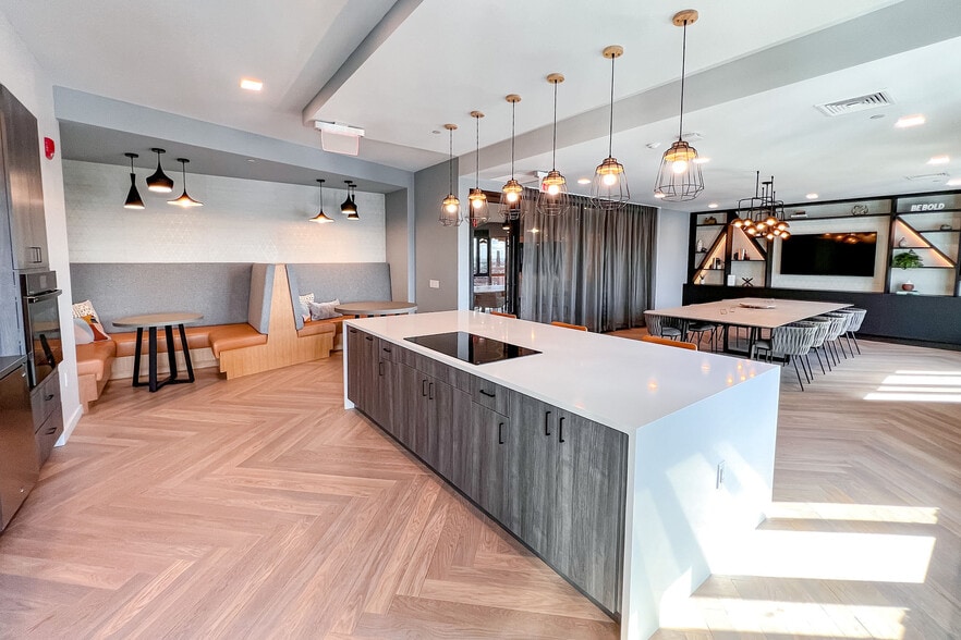 75 Baldwin St, Lynn, MA for lease - Interior Photo - Image 3 of 11