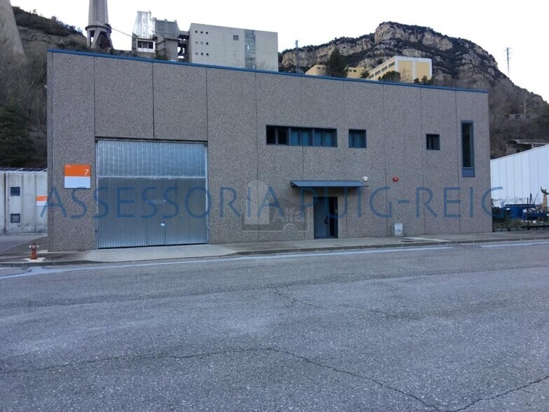 Industrial in Cercs, Barcelona for sale - Building Photo - Image 2 of 7