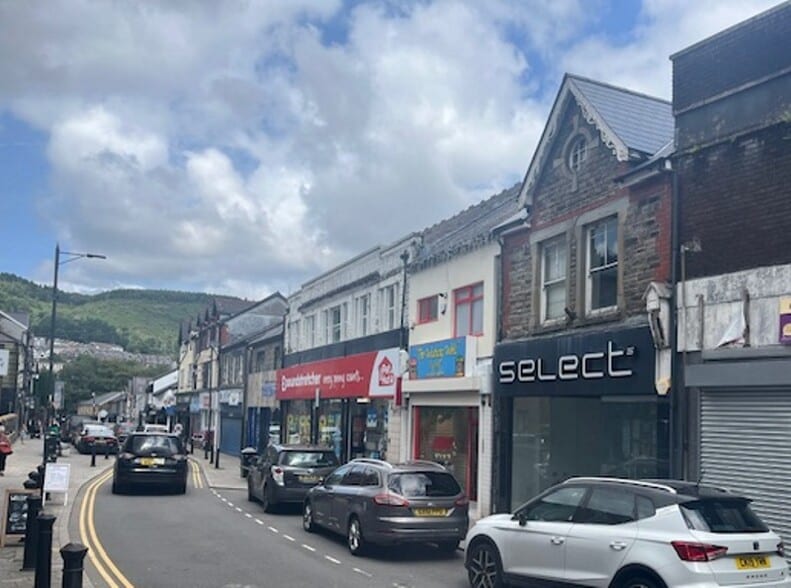 26 Dunraven St, Tonypandy for lease - Building Photo - Image 3 of 3