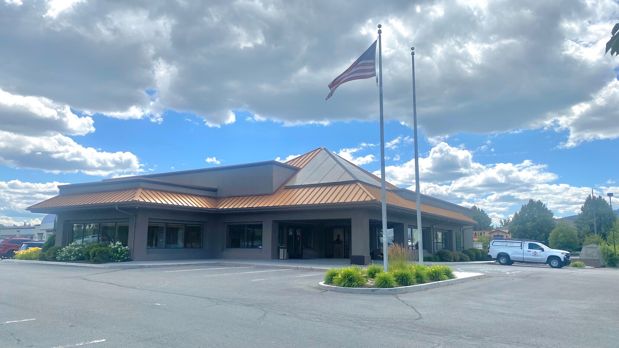 1590 E Seltice Way, Post Falls, ID for sale Building Photo- Image 1 of 1