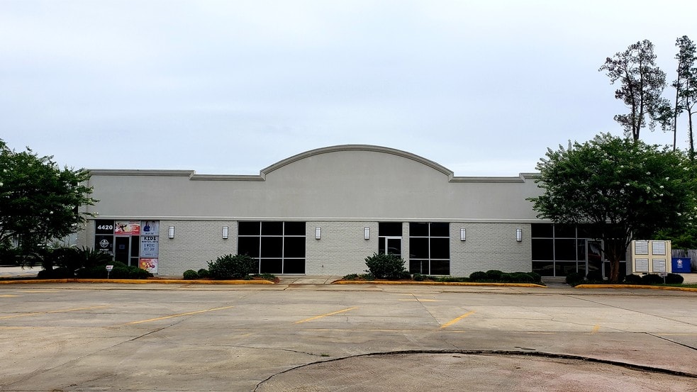 4420-4422 Highway 22, Mandeville, LA for lease - Building Photo - Image 1 of 12