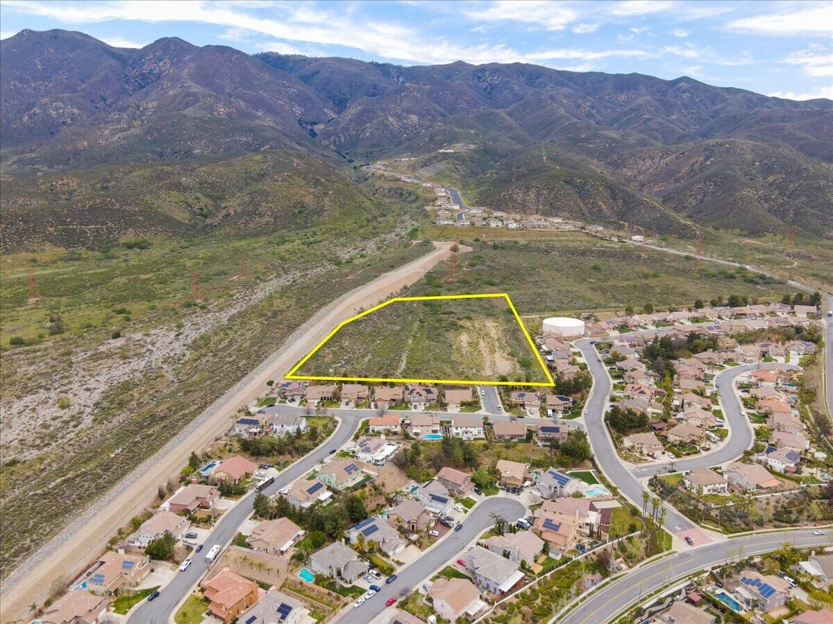 Moncton Way, Fontana, CA 92336