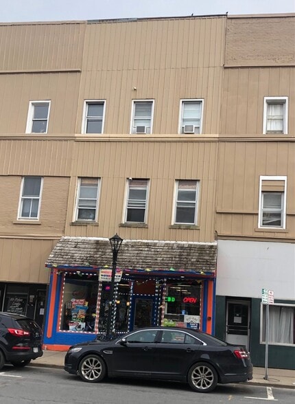 120 Madison St, Oneida, NY for sale - Building Photo - Image 1 of 1