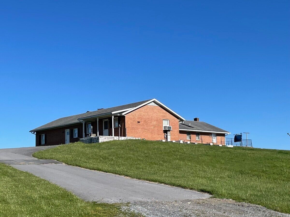 13529 Spickler Rd, Clear Spring, MD 21722