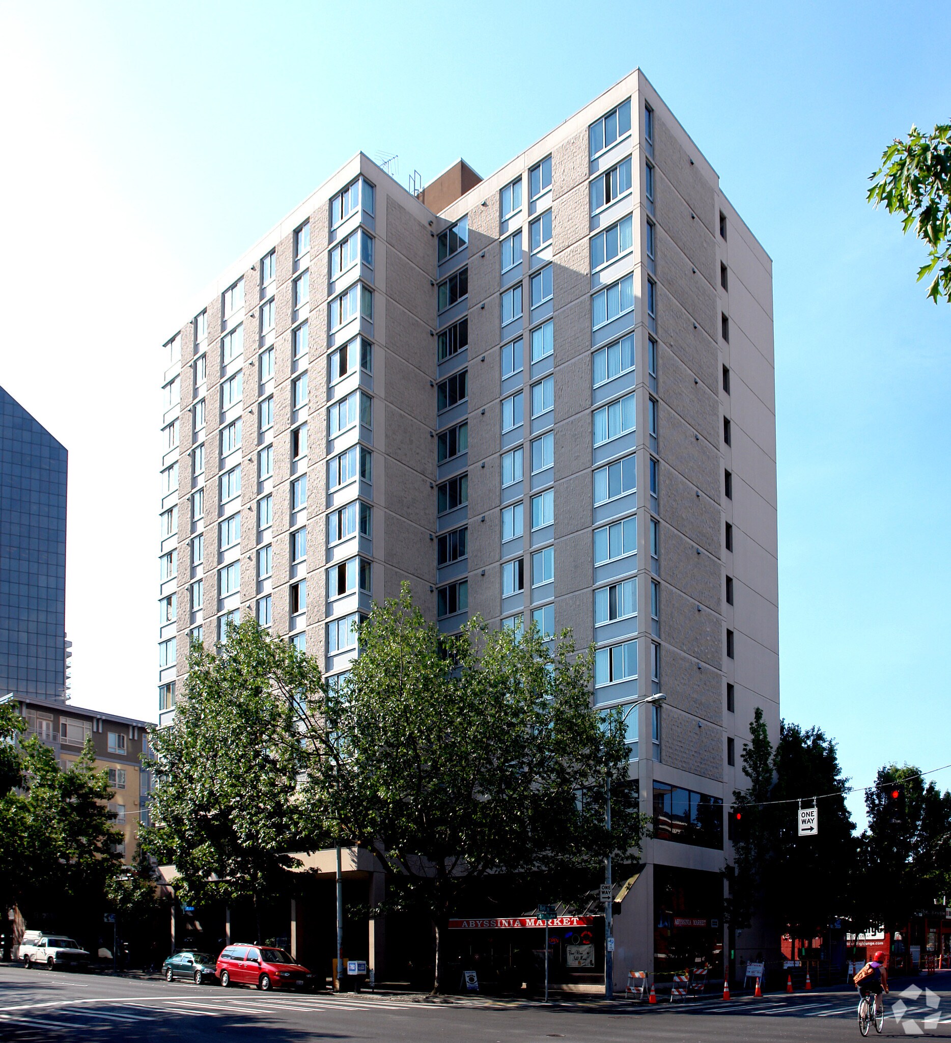 2225-4th-ave-seattle-wa-98121-loopnet