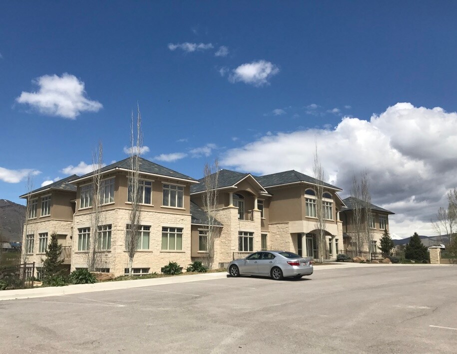 445 N State St, Fountain Green, UT 84632