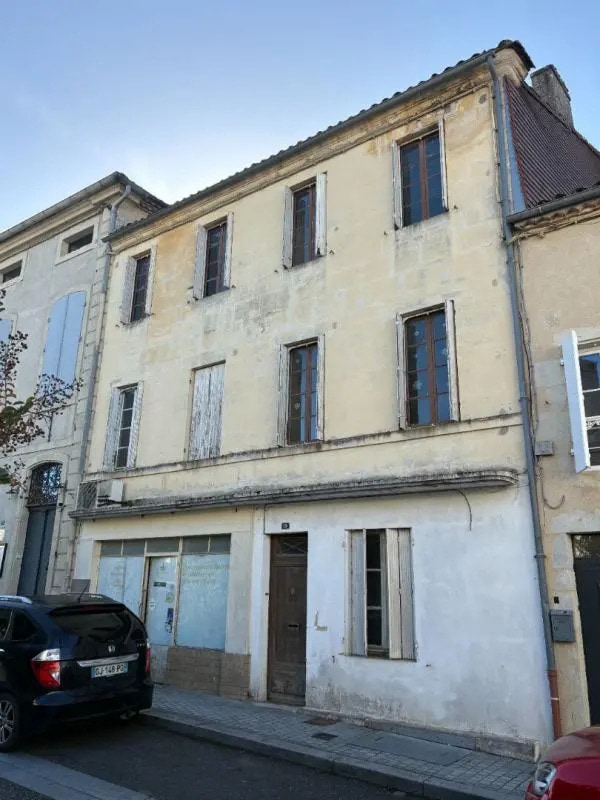 Flex in Monségur for sale Building Photo- Image 1 of 3
