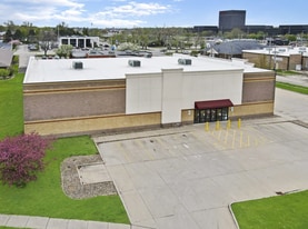 Free Standing Retail - 2401 Maloney - Retail Space