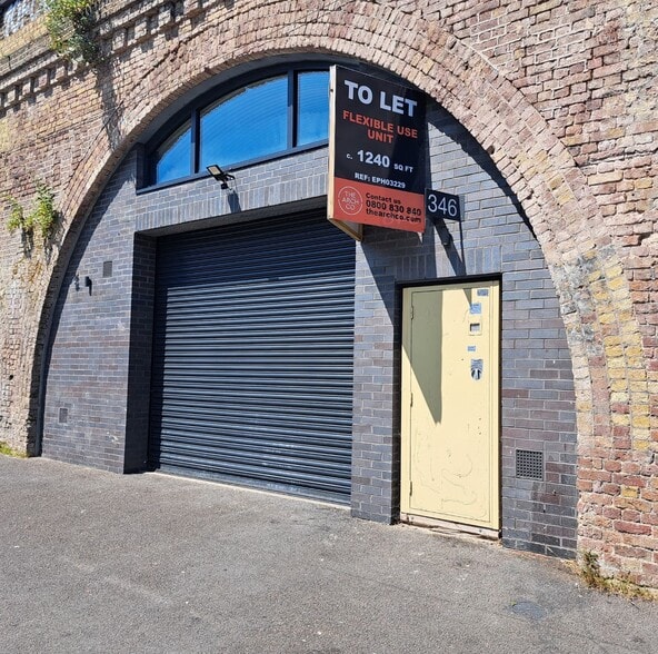 344-349 Camberwell Station Rd, London for lease - Primary Photo - Image 1 of 2