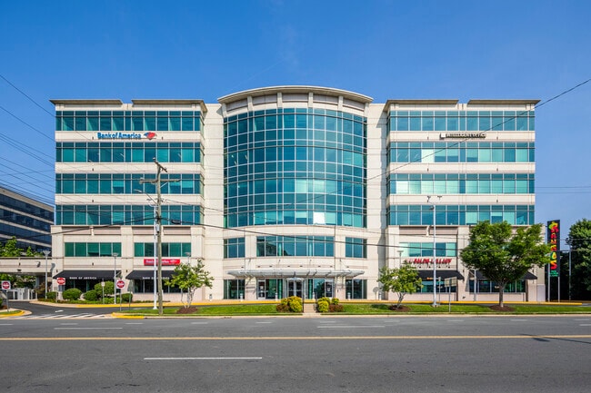 More details for 1934 Old Gallows Rd, Vienna, VA - Office for Lease