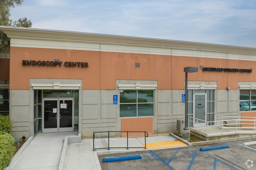 9674 Archibald Ave, Rancho Cucamonga, CA for sale - Building Photo - Image 3 of 6