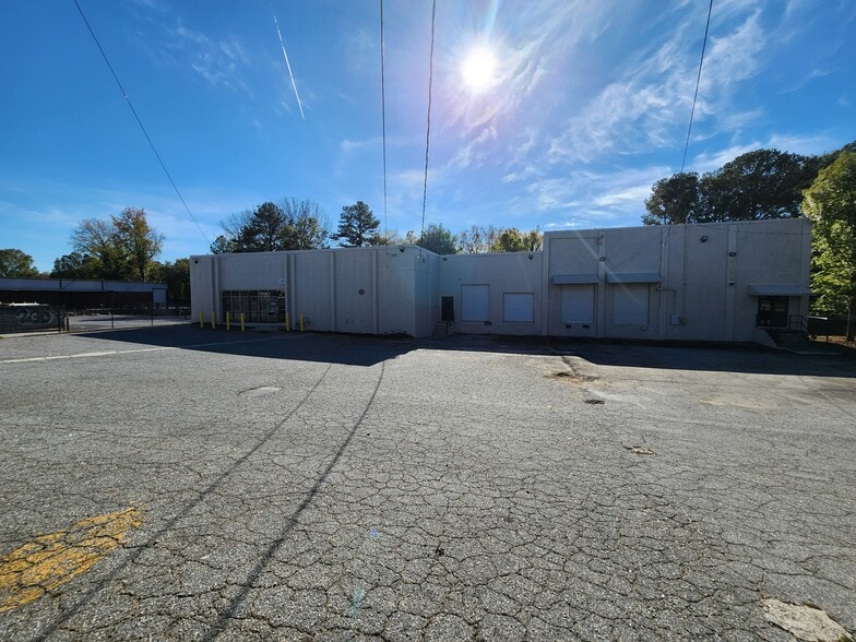 1320 White St SW, Atlanta, GA for lease - Building Photo - Image 1 of 16