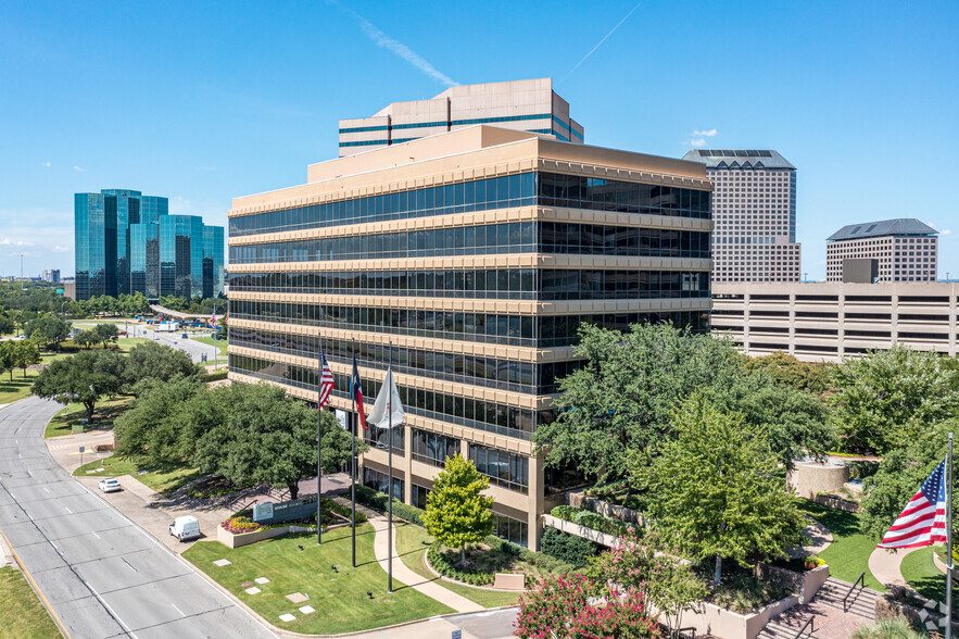 201 E John Carpenter Fwy, Irving, TX for lease - Building Photo - Image 1 of 11