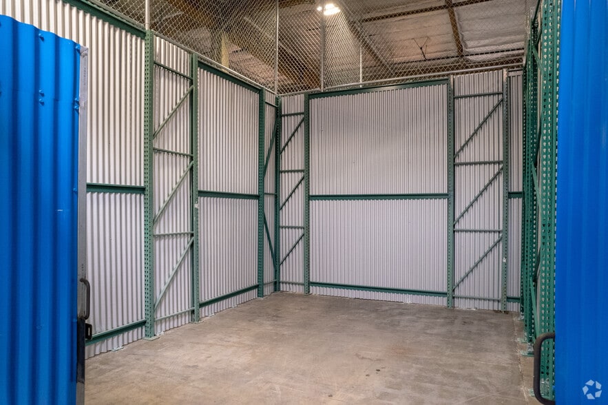 3731 Warner Ave, Santa Ana, CA for lease - Building Photo - Image 1 of 44