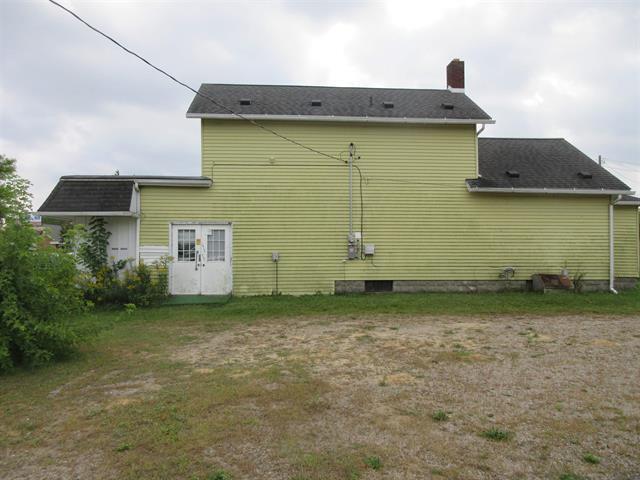 1100-1102 Garfield Ave, Bay City, MI for sale - Building Photo - Image 2 of 14