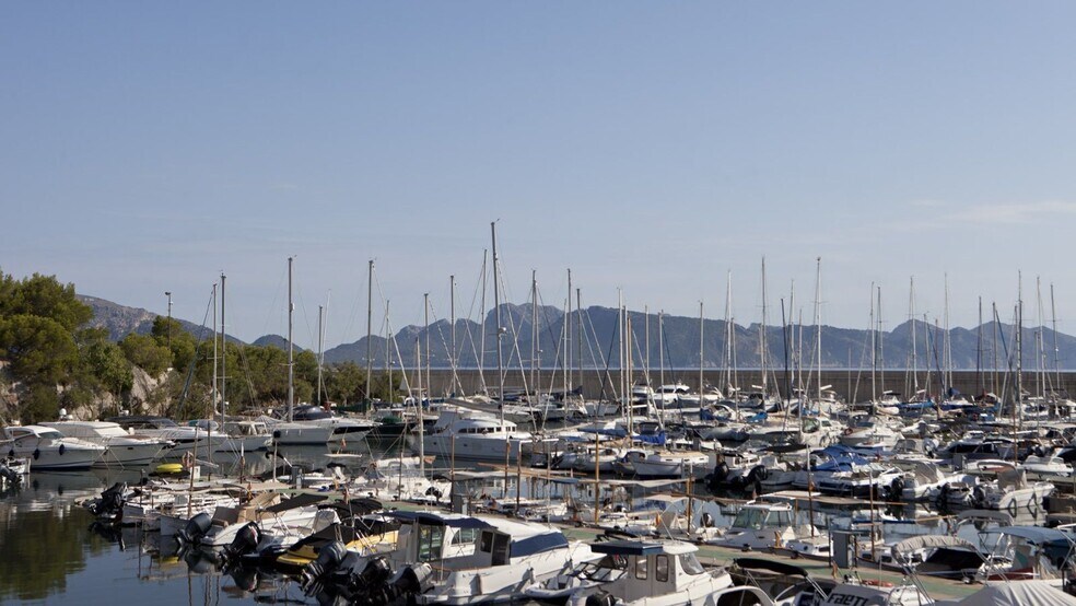 Land in Alcúdia, Islas Baleares for sale - Aerial - Image 2 of 7