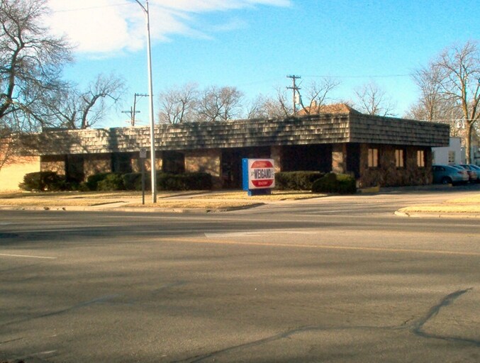 1009 N Main St, Hutchinson, KS for sale Primary Photo- Image 1 of 1
