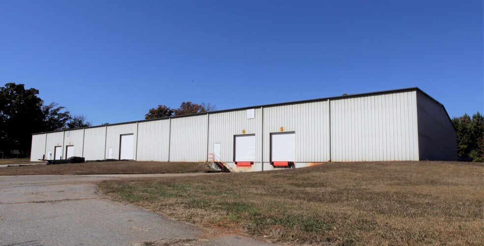 208 Old Fork Shoals Rd, Greenville, SC for lease - Building Photo - Image 3 of 4
