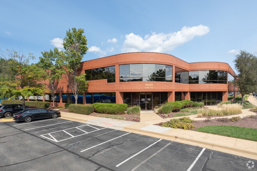 14020 Thunderbolt Pl, Chantilly, VA for lease - Building Photo - Image 2 of 7