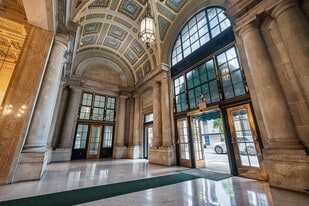 The Ingraham Building - Loft