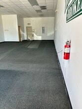 1002 Gardner Hill Dr, Jamestown, NC for lease Interior Photo- Image 2 of 2