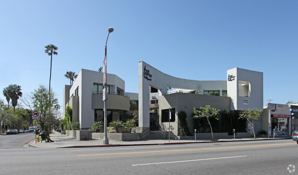 7250 Melrose Ave, Los Angeles, CA 90046