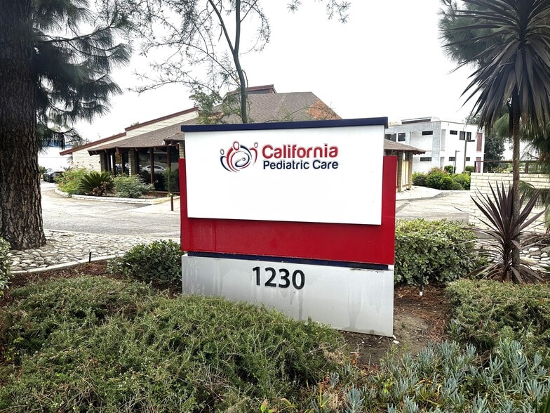 1230 E Arrow Hwy, Upland, CA for lease - Building Photo - Image 3 of 16