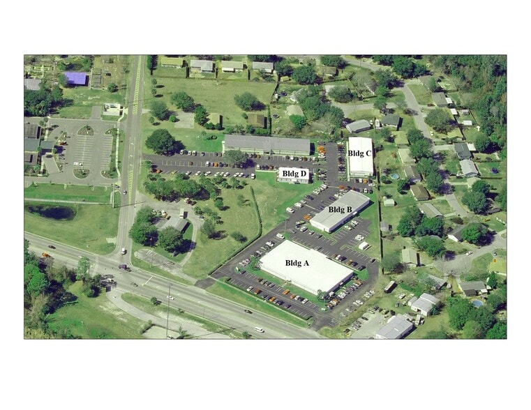 1300 S Duncan Dr, Tavares, FL for lease - Building Photo - Image 1 of 7