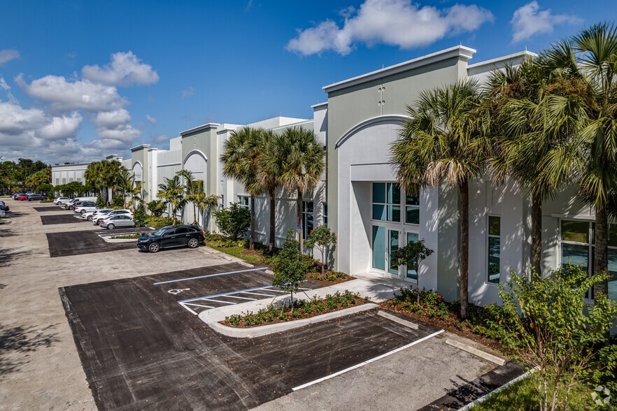 6100 Broken Sound Pky NW, Boca Raton, FL 33487