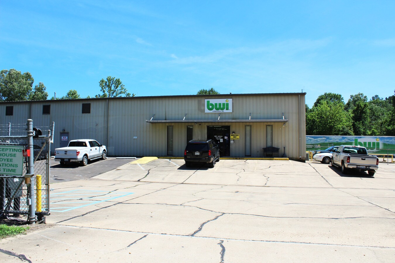 6013 N McRaven Rd, Jackson, MS 39209