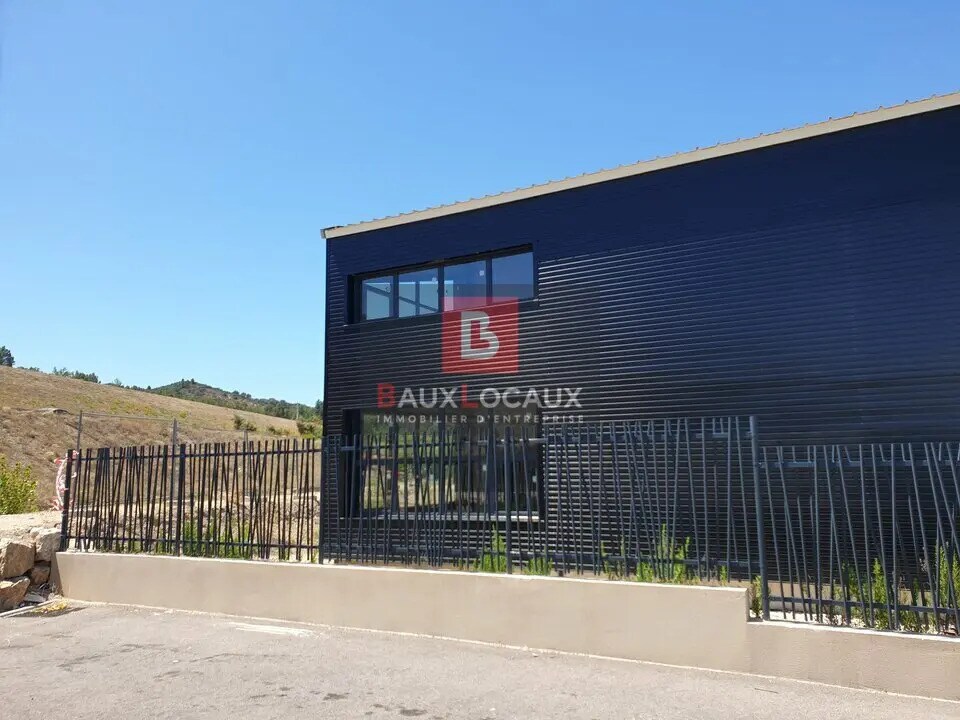 Flex in Charleval for lease Building Photo- Image 1 of 9