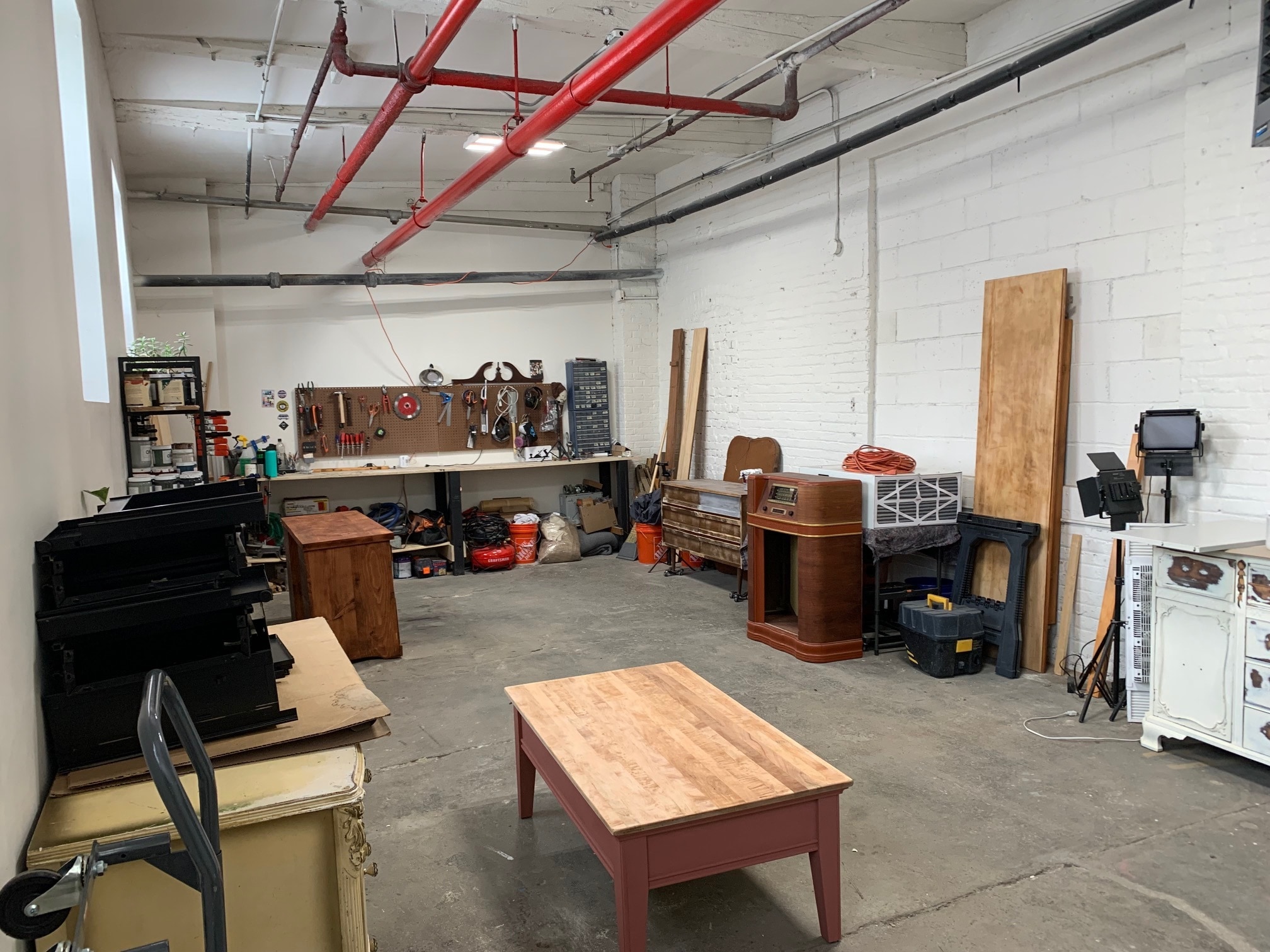 210-211 Cottage St, Poughkeepsie, NY for lease Interior Photo- Image 1 of 10