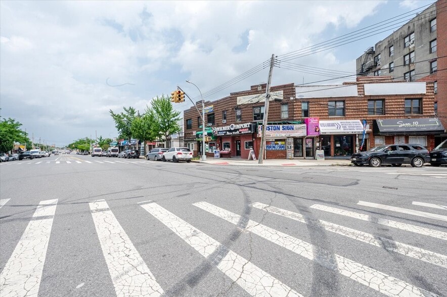 2526-2532 Boston Rd, Bronx, NY for sale - Building Photo - Image 2 of 18