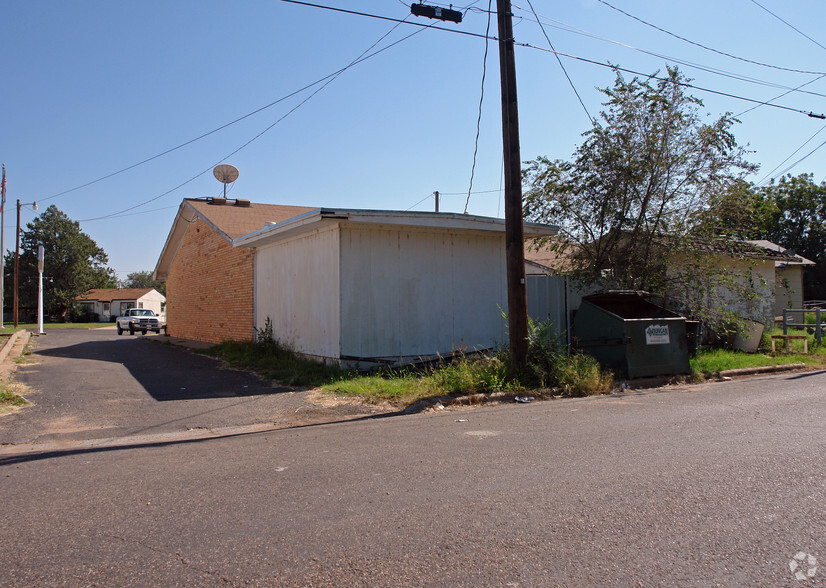 508 5th St, Wolfforth, TX for lease - Building Photo - Image 2 of 6