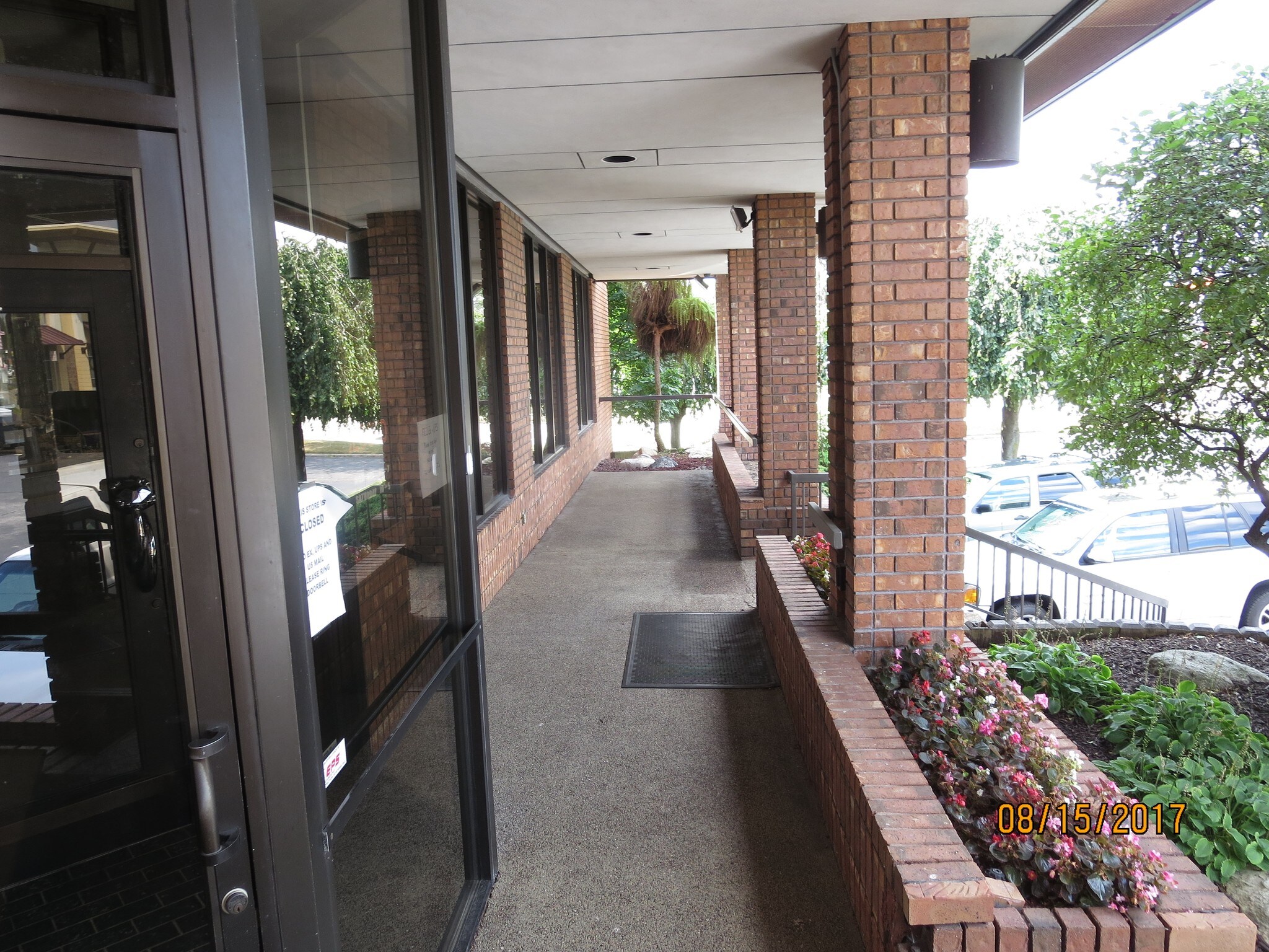 3090 28th St SE, Grand Rapids, MI for sale Building Photo- Image 1 of 1