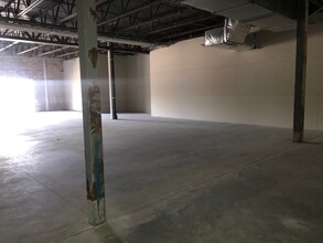 4712 Stoddard Rd, Modesto, CA for lease Interior Photo- Image 2 of 2