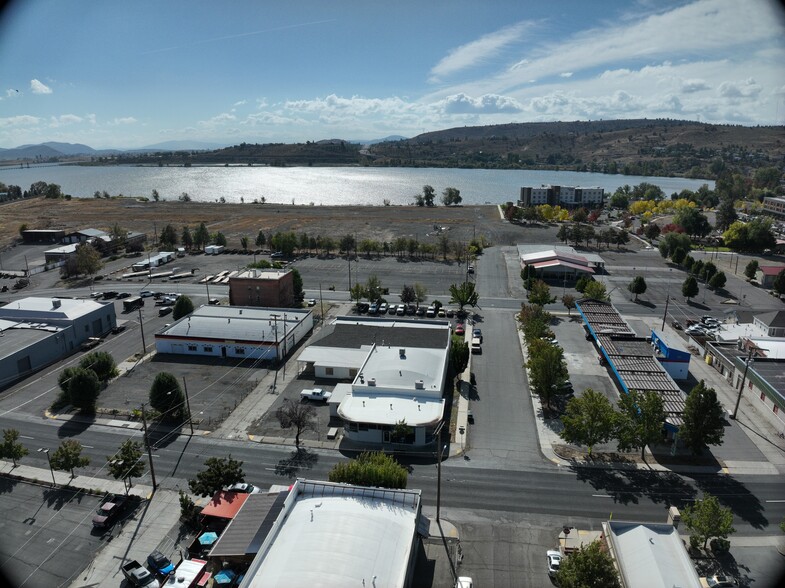 606 S 6th St, Klamath Falls, OR for sale - Building Photo - Image 2 of 52