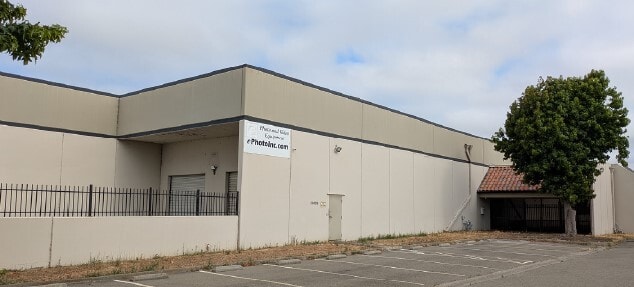 23899 Foley St, Hayward, CA for lease - Building Photo - Image 1 of 4