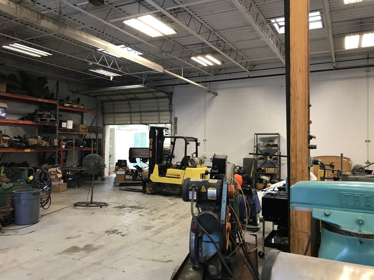 4855 Tallmadge Rd, Rootstown, OH 44272