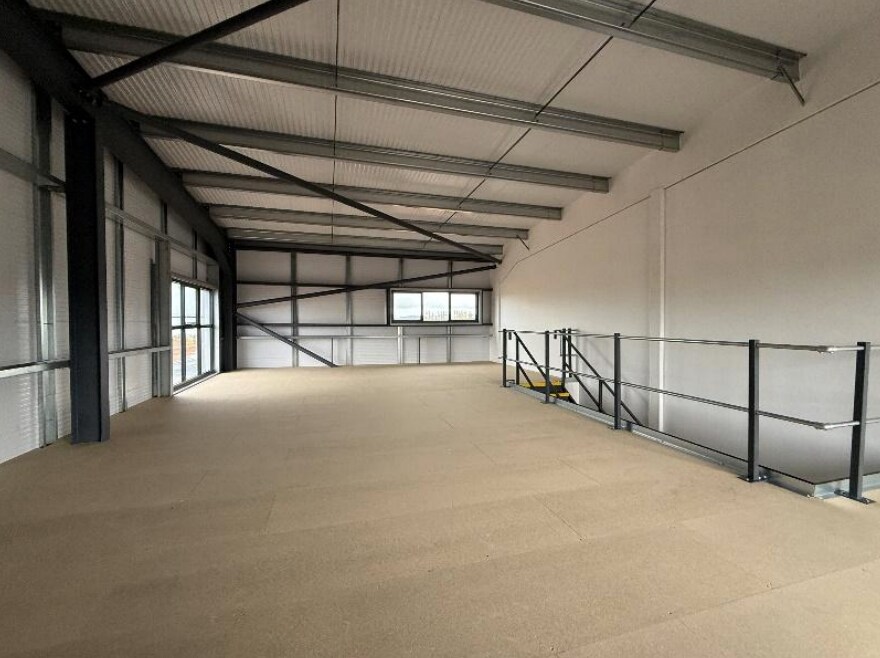 De Havilland Rd, Clyst Honiton, DEV EX5 2GE - Unit 28 -  - Interior Photo - Image 2 of 2